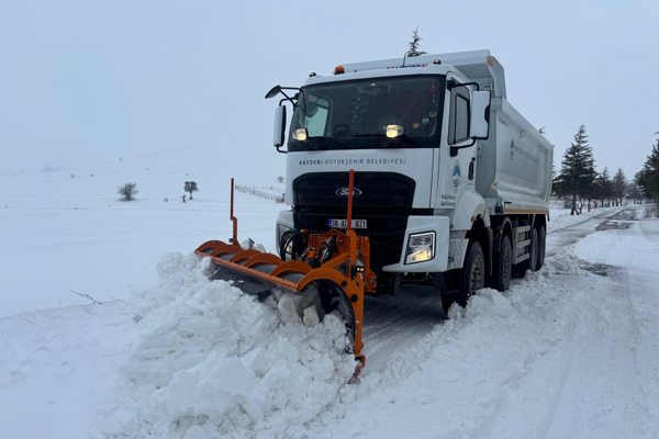 Kayseri’de 333 mahalle yolu ulaşıma açıldı