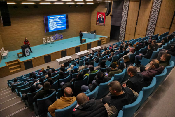 Kütahya’da acil durumlara karşı hazırlıkların güçlendirilmesine yönelik eğitim düzenlendi