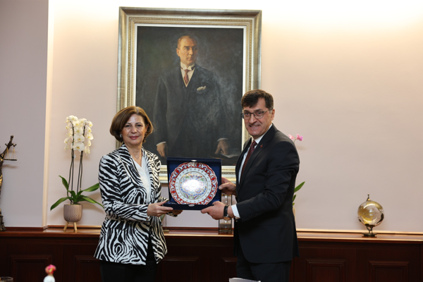 Başkan Kahveci, Başkan Ünlüce’yi ziyaret etti