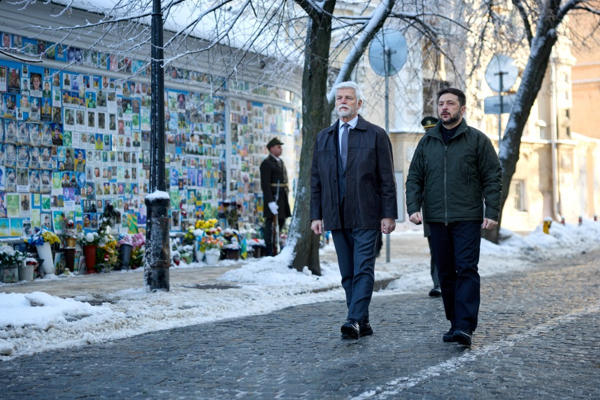 Zelenski: Ruslar, anlaşmalarla değil, Ukrayna’nın daha fazla yıkımıyla ilgileniyor