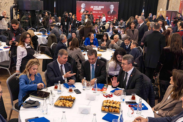 Tugay: Yerel medya susturulamaz; demokrasinin vazgeçilmezidir