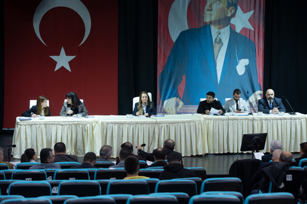 Konak Belediye Meclisi’nde yılın ilk toplantısı yapıldı