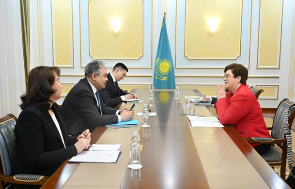 Kazakistan ile Almanya arasında ikili iş birliği