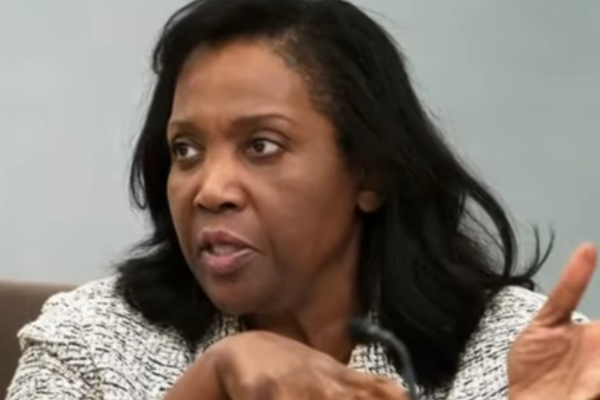 Yüksek Mahkeme, Trump’ın Cook’u Fed yönetim kurulundan uzaklaştırma girişimini görüşecek