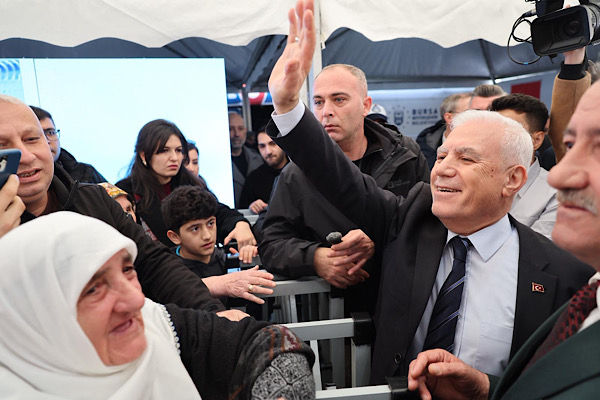 Başkan Bozbey: Kimse hizmet aşkımızı engelleyemez