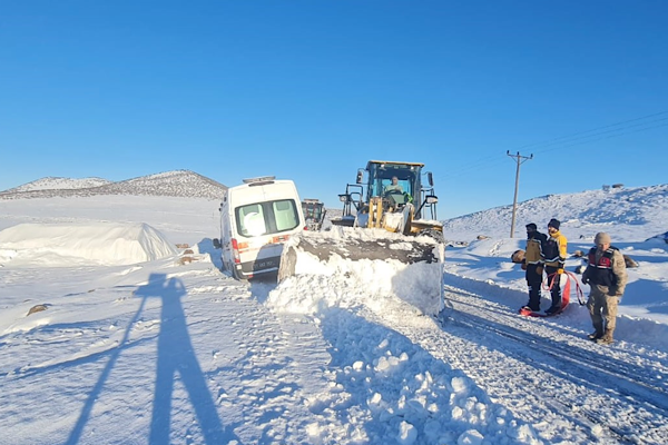Diyarbakır’da kırsal mahalle yolları ulaşıma açılıyor