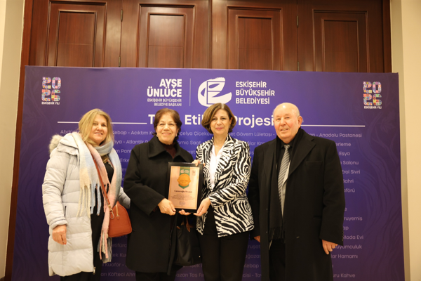 “Eskişehir Tarih Etiketi Projesi” ile esnaf ve sanatkar işletmeleri onurlandırıldı