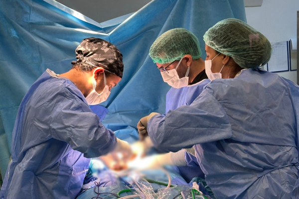 Şanlıurfa’da rektum kanseri laparoskopik yöntemle tedavi edildi