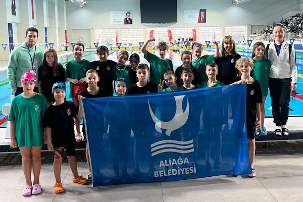 Aliağa’da Yüzme Şenlikleri yapıldı