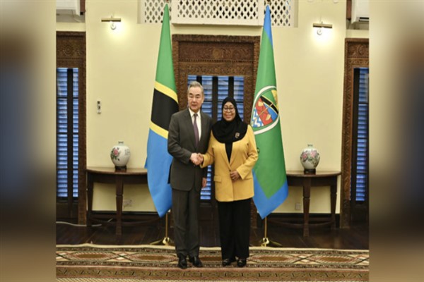 Tanzanya Cumhurbaşkanı Hassan Dışişleri Bakanı Wang’ı kabul etti