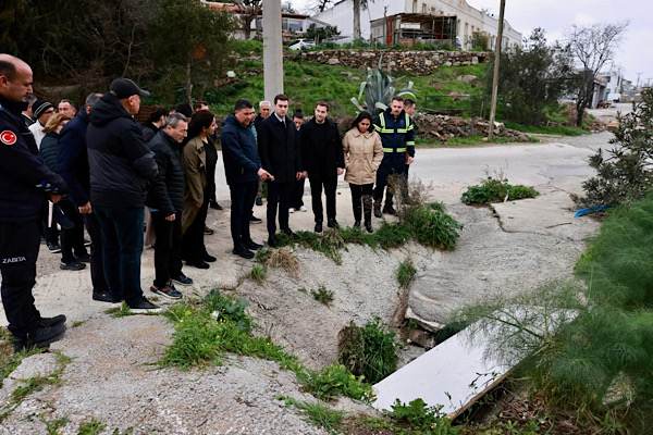 Bodrum’da olumsuz hava şartlarına karşı ekipler teyakkuza geçti