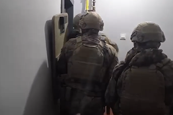 Siber suçlara yönelik operasyonlarda 200 şüpheli yakalandı