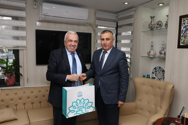 Başkan Özdemir’den İl Milli Eğitim Müdürü Çokgezer’e ziyaret