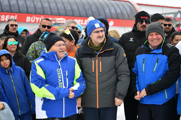 Başkan Büyükkılıç, Şahin’e Kayseri’yi tanıttı