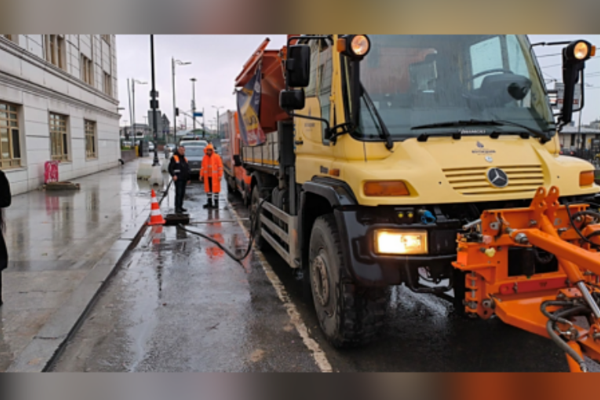 İBB ekipleri, 3 bin 927 personelle sahada görev yapıyor