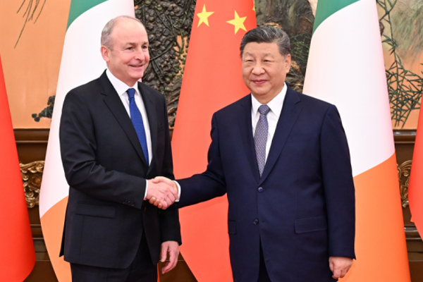 Xi Jinping, İrlanda Başbakanı Martin’i kabul etti