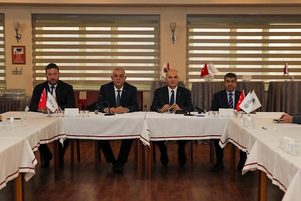 Başkan Özlü, Gümüşova OSB sanayicileriyle buluştu