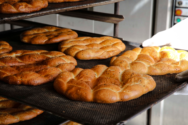 Ankara Mobil Ekmek Fırını sıcak pide satışına başladı