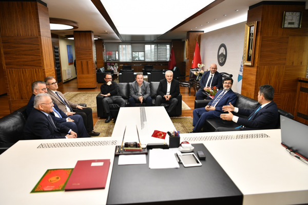 Başkan Büyükkılıç, Bakan Yardımcısı Poyraz ve Genel Müdür Eyigün’ü konuk etti