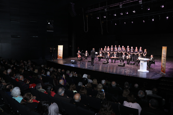 Antalya’da “Bahar Bitti Güz Bitti” konseri düzenlendi