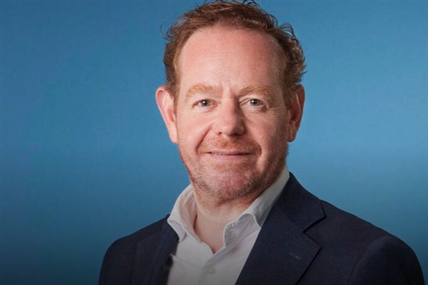 Weel: Kritik bağımlılıklar bizi savunmasız bırakıyor