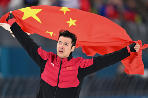 Çin kış olimpiyatlarında sürat pateninde tarih yazdı