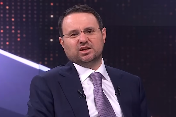 Bakan Gürlek, AK Parti Genel Başkan Yardımcısı Sırakaya’yı kabul etti