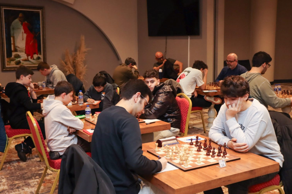 9. Uluslararası Yürüyen Köşk Satranç Turnuvası sona erdi