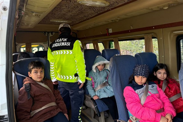 Gökdere’de okul servislerine denetim