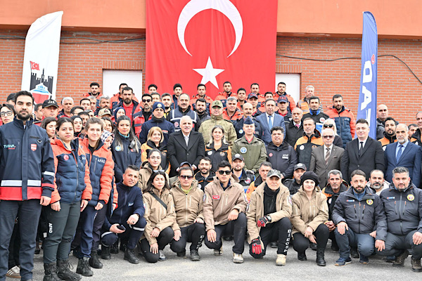 Vali Zorluoğlu, Mevlit ve AFAD programına katıldı