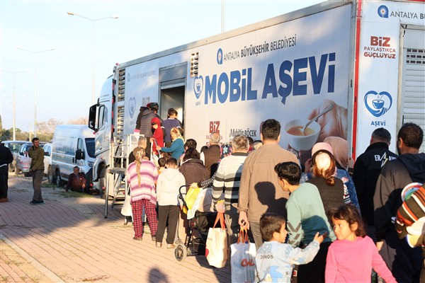 Mobil Aşevi Ramazan boyunca mahalle mahalle iİftar yapıyor
