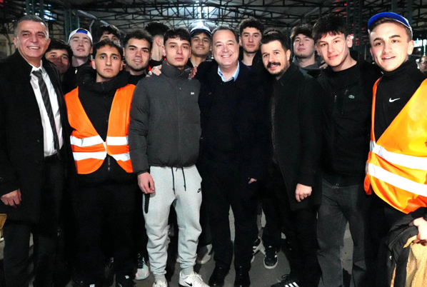 Başkan Dutlulu, Selendililer Derneği’nin iftar programına katıldı