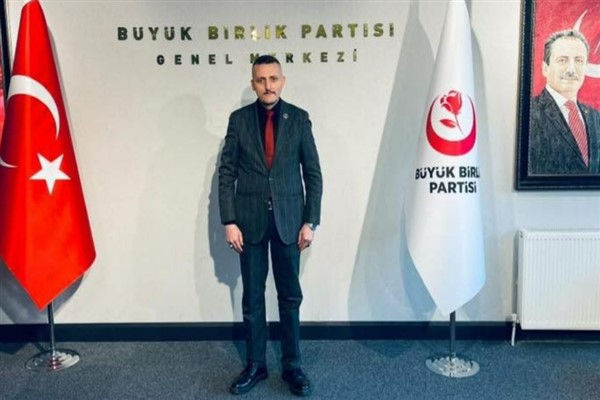 BBP Orhaneli İlçe Başkanı Salar’dan Kitap Okuma Projesi’ne destek