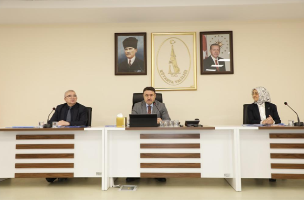 Kütahya’da kadına yönelik şiddet ve çocuk koruma çalışmaları masaya yatırıldı