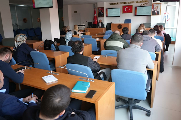 Düzce’de  personele ihale mevzuatı eğitimi verildi