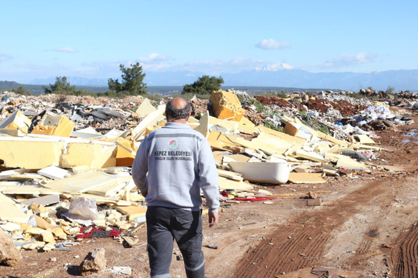 Kepez’de çevre kirliliğine karşı çalışmalar devam ediyor