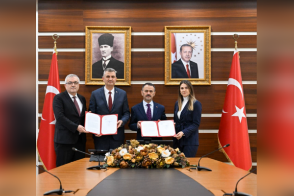 Gölcük’te yapılacak Aile Sağlığı Merkezi’ne ait protokol imzalandı