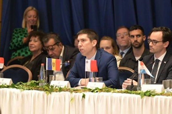 Popșoi: Almanya’nın sürekli desteği için minnettarım