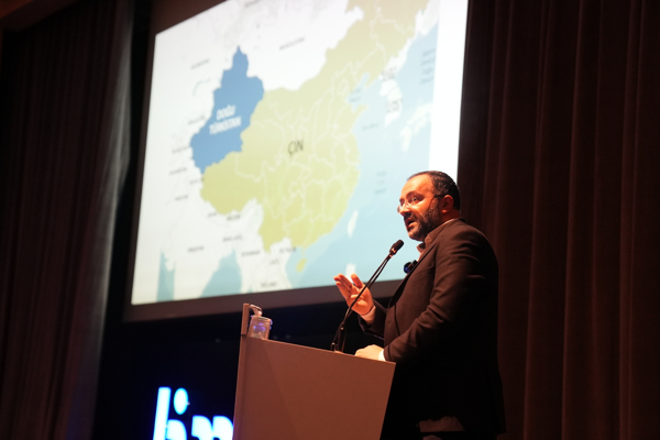 “İpek Yolunun Hüzünlü Durağı: Doğu Türkistan” başlıklı söyleşi gerçekleştirildi