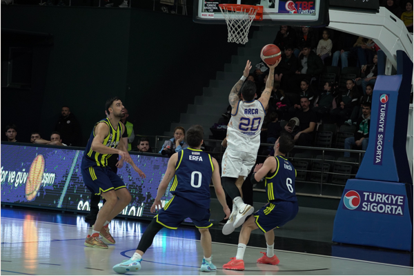 Çayırova Belediyesi, Fenerbahçe Koleji’ni mağlup etti