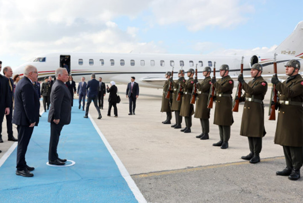 Bakan Güler, Ürdün Kralı 2. Abdullah’ı askeri törenle karşıladı