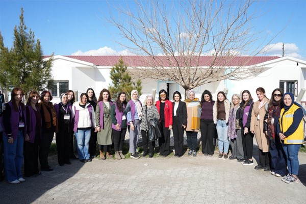 Kayapınar’da kadın buluşması ve sağlık taraması etkinliği düzenlendi