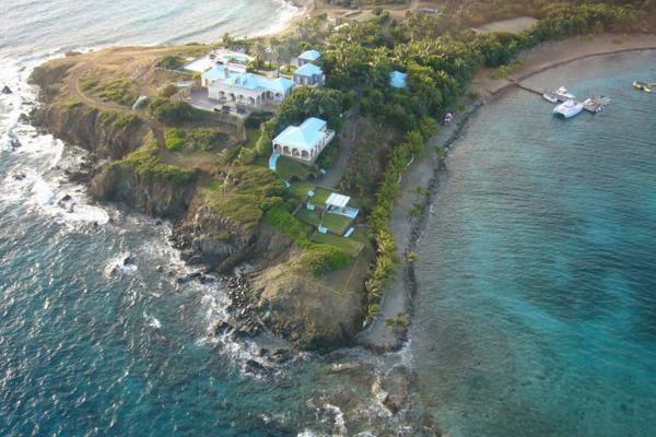 Epstein’ın suç ortağı ABD Kongresi’ndeki duruşmada soruları yanıtlamayı reddetti