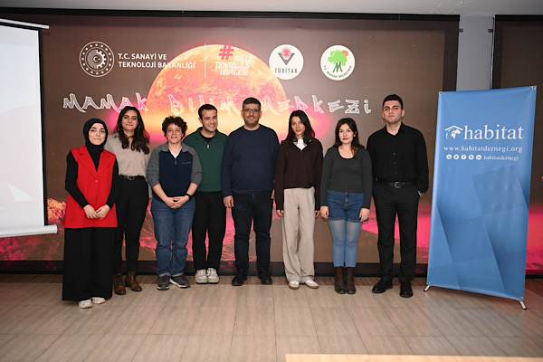 Mamak’ta Yapay Zeka Yıldızların Projesi söyleşisi düzenlendi