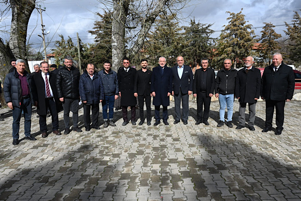 Başkan Başdeğirmen İncesu Köyü’nde muhtarlar ve vatandaşlarla buluştu