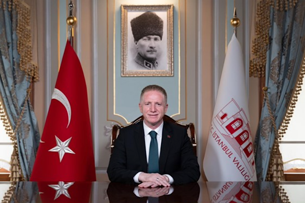 Vali Gül, Gaziosmanpaşa’da ADEM’i ziyaret etti