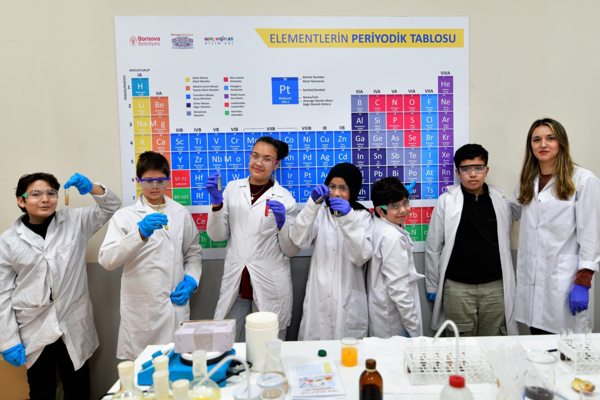 Bornova’da Kış Bilim Kampı tamamlandı