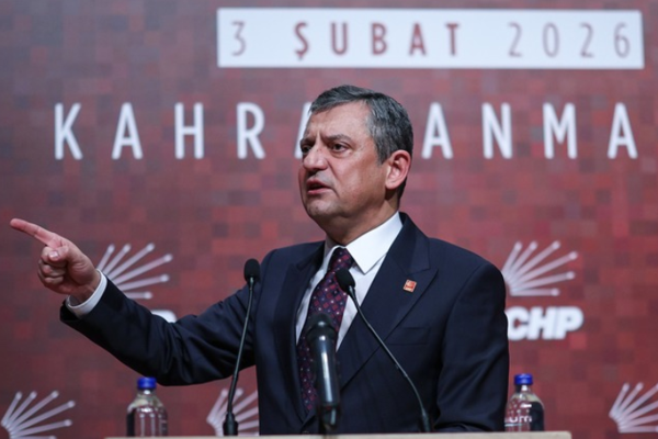 CHP Genel Başkanı Özel, Adıyaman’da deprem şehitlerini andı