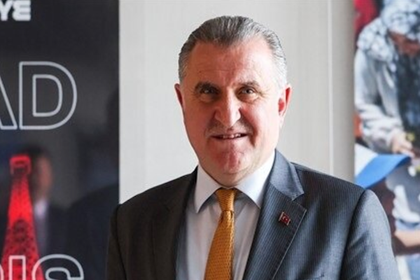 Bakan Bak’tan Fenerbahçe Beko’ya tebrik mesajı