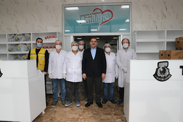 Başkan Canpolat: Yılda 830 bin glutensiz ekmek dağıtıyoruz